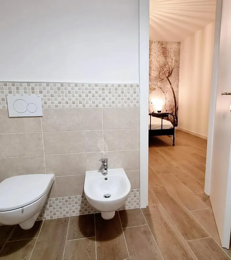 Hotel Via Guareschi Fontanelle di Roccabianca Affittacamere